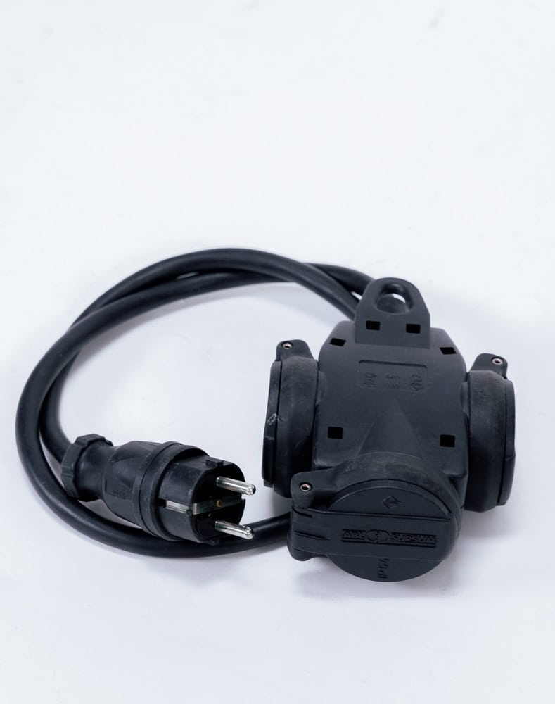 IP 54 Schuko Dreifach-Verteiler AC - Bommel